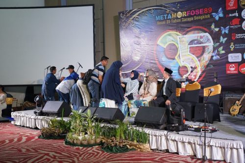 DSC01432-305