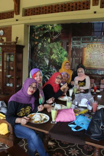 Reuni Alumni 89 di Kampoeng Breto 2015